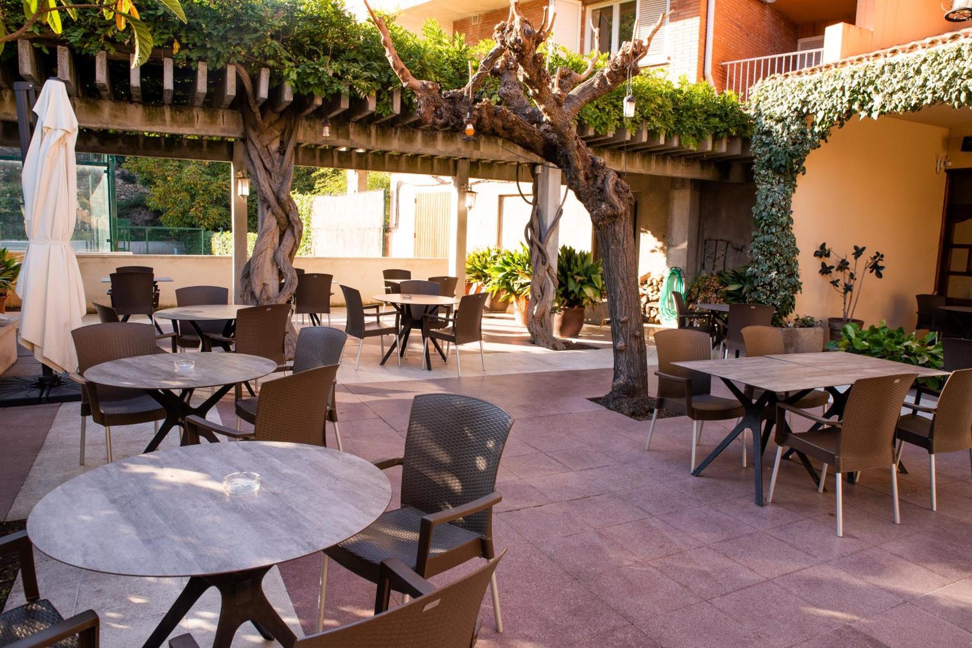 罗伯特酒店 La Pobla de Claramunt 外观 照片
